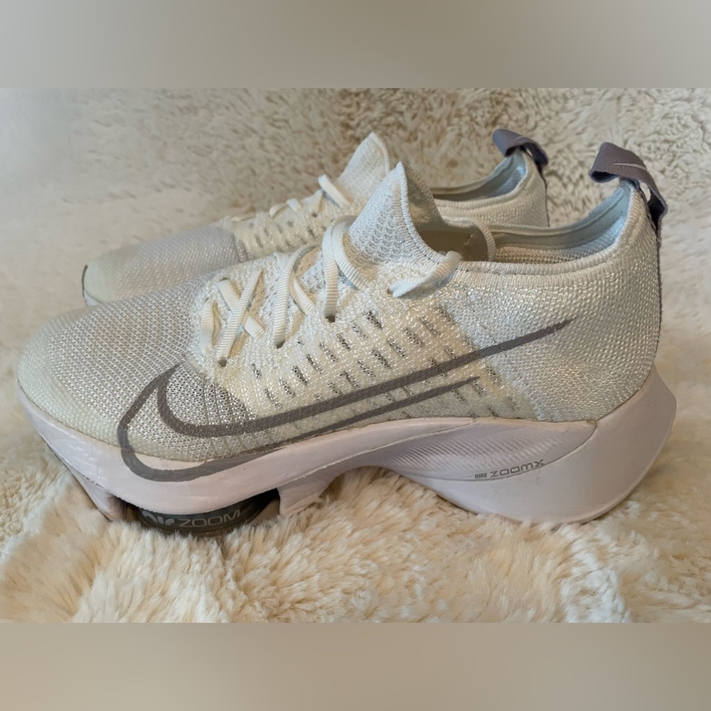 Nike Tempo Air Zoom size 8